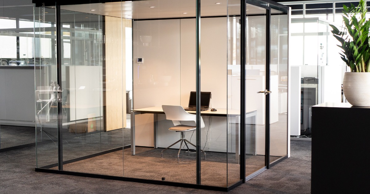 GLASTRENNWÄNDE BY BK AKUSTIK